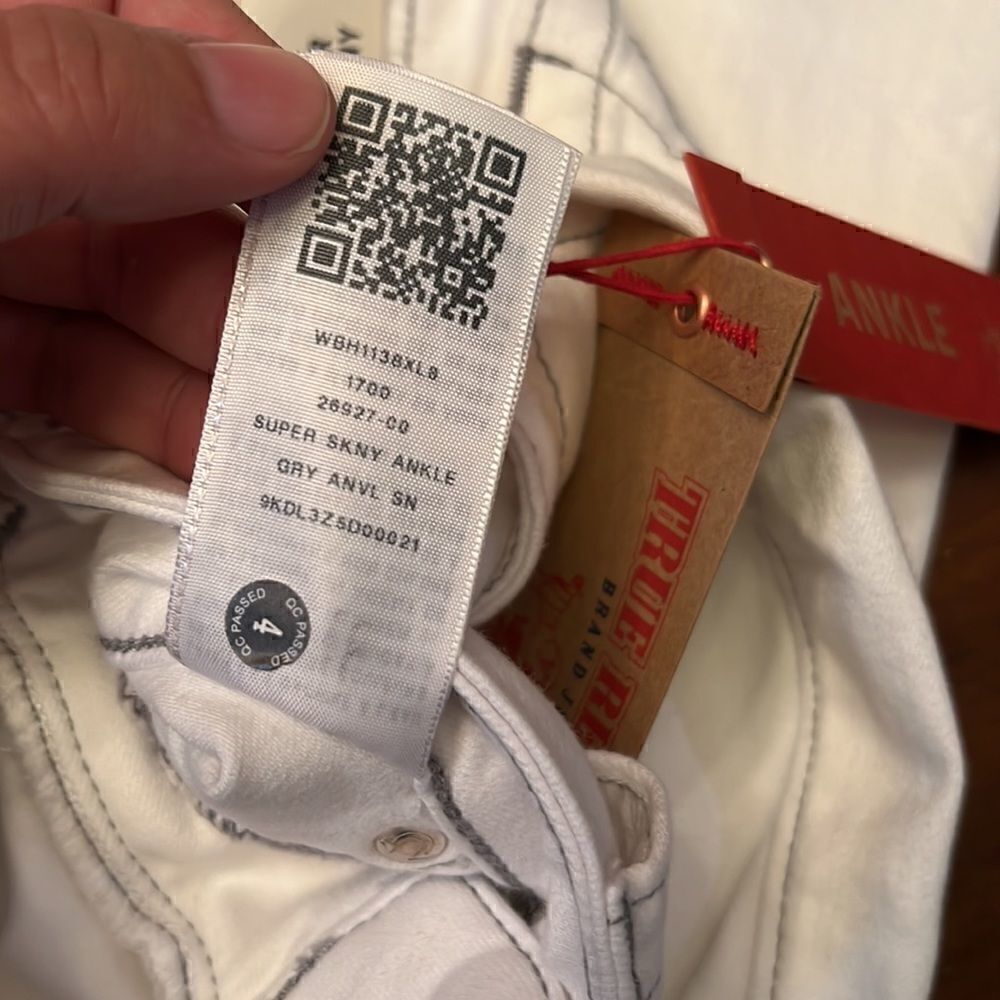 True Religion Super Skinny Ankle Optic White Gray Anvl SN size 29 NWT - Picture 11 of 14